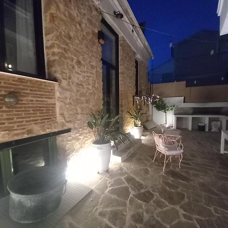 Stoa House Airport Apartman Koropí Kültér fotó