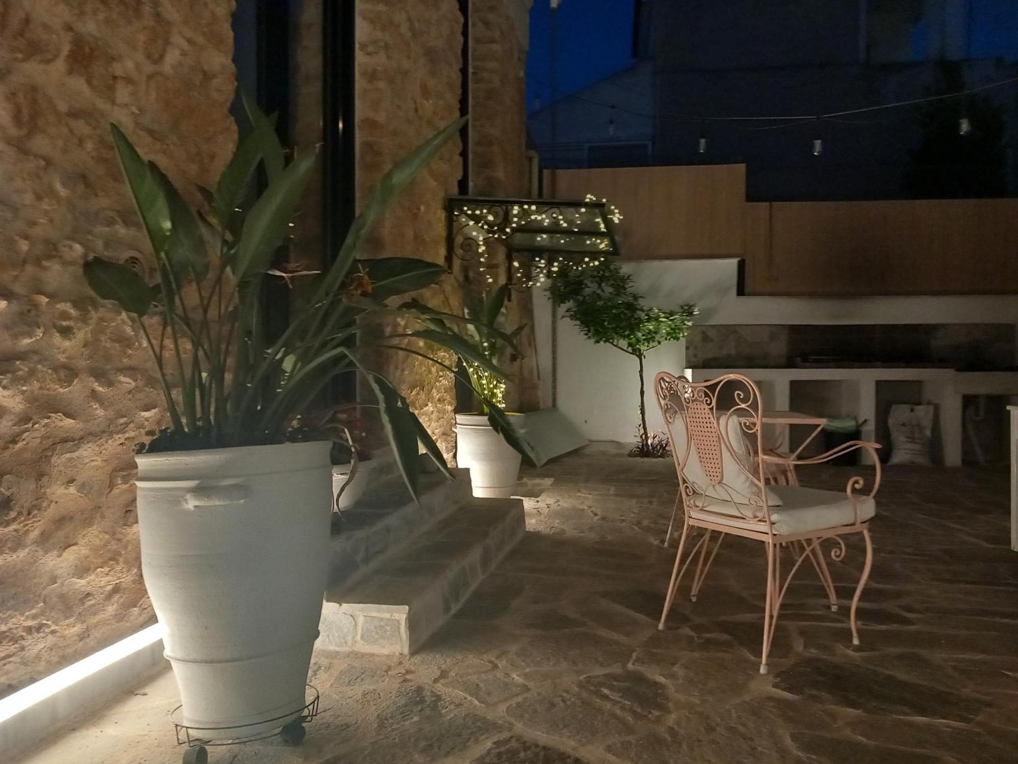Stoa House Airport Apartman Koropí Kültér fotó