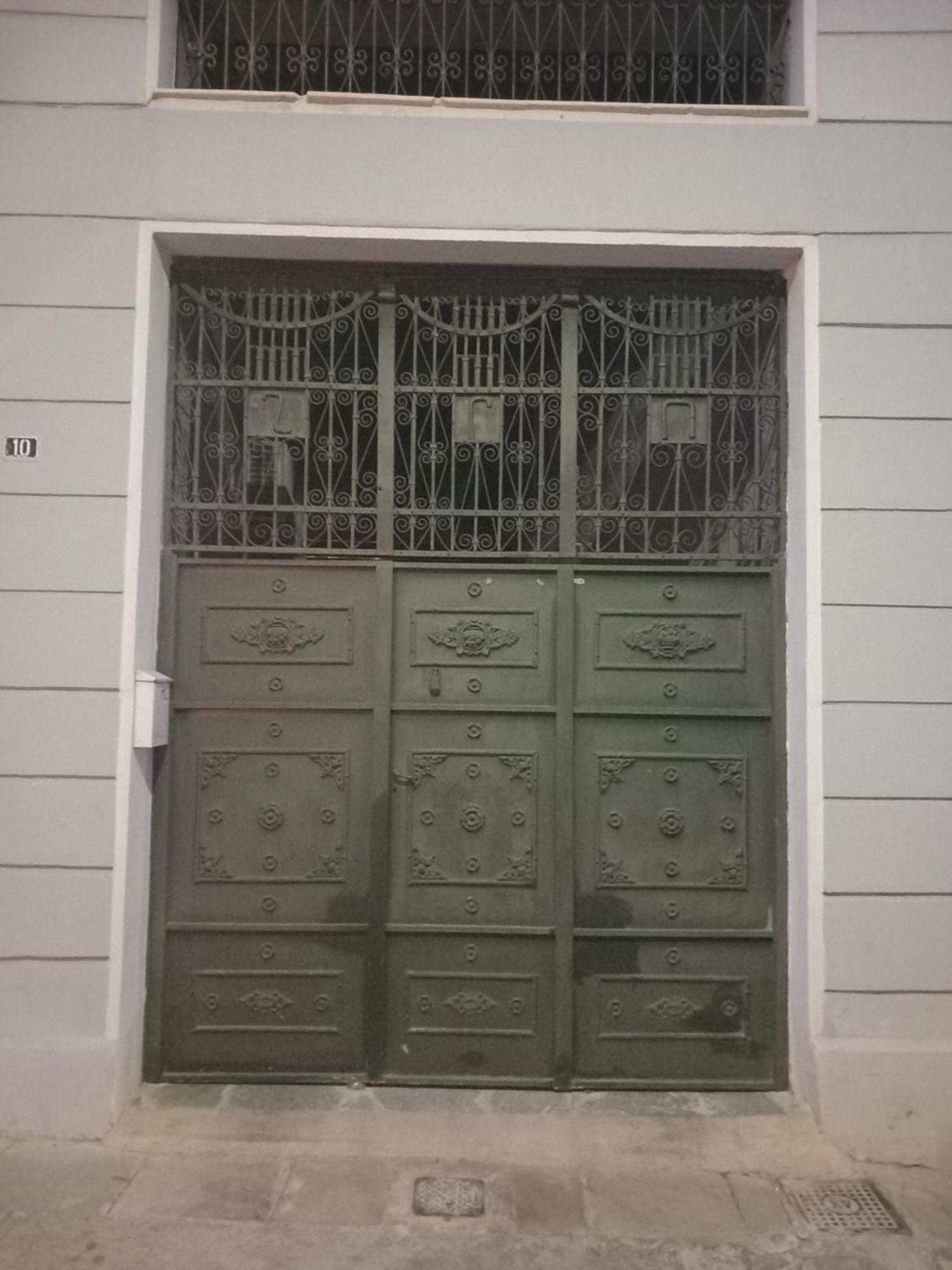 Stoa House Airport Apartman Koropí Kültér fotó