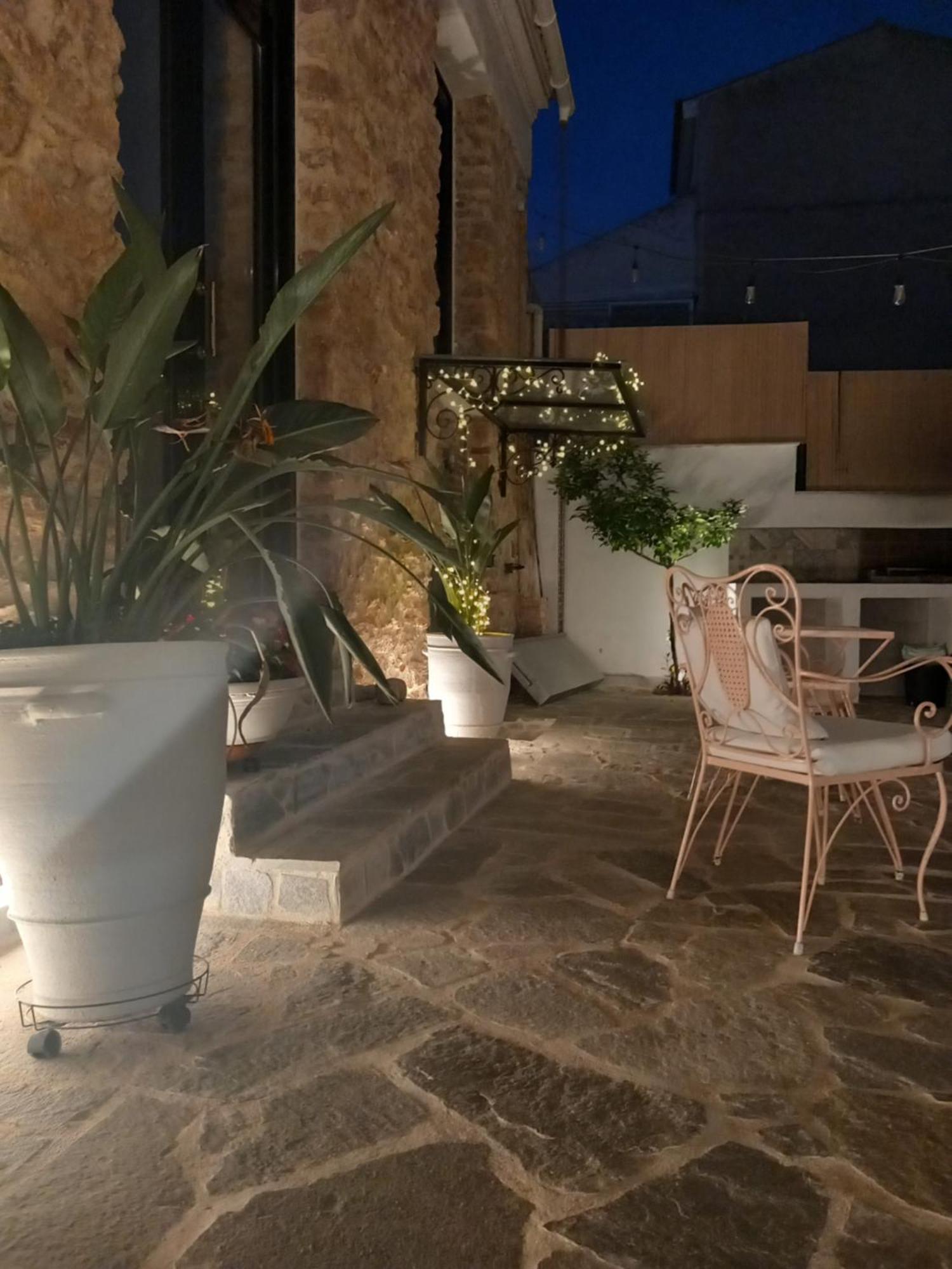 Stoa House Airport Apartman Koropí Kültér fotó