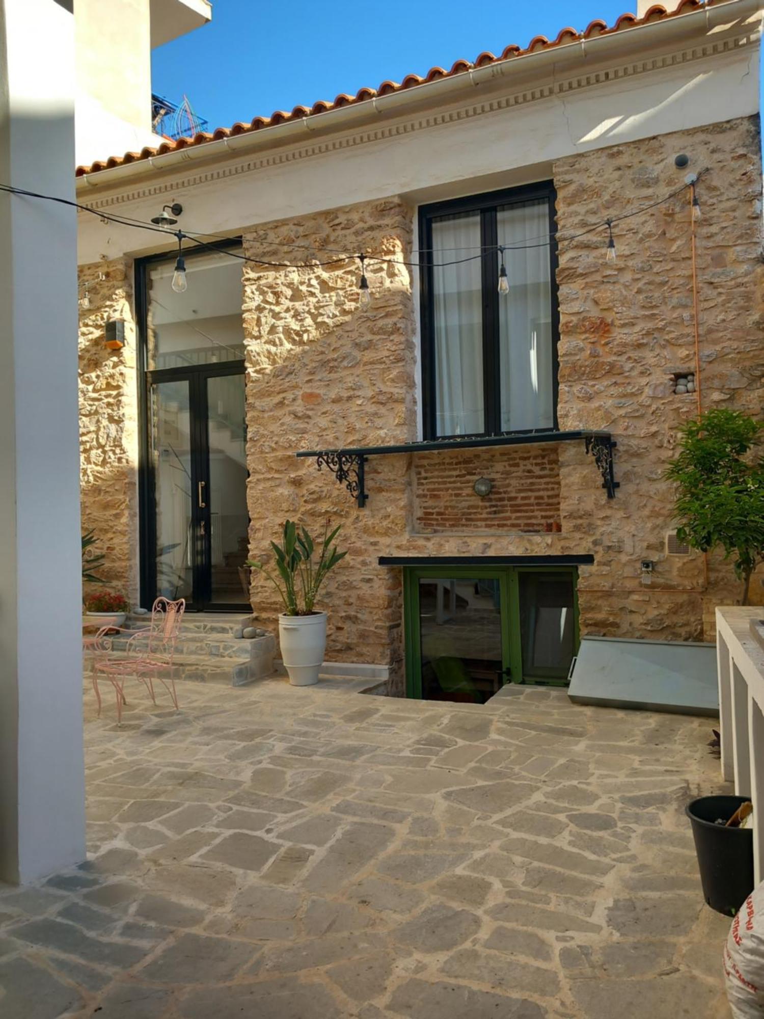 Stoa House Airport Apartman Koropí Kültér fotó