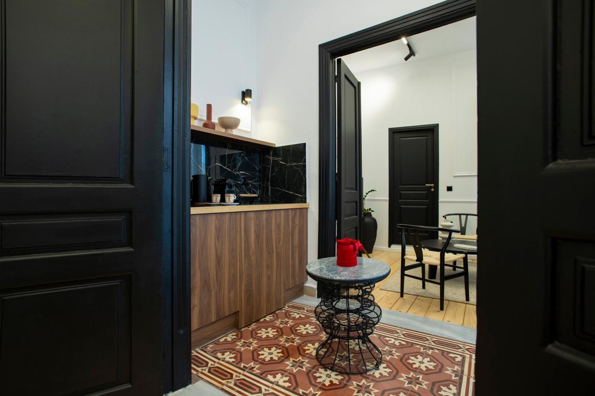 Stoa House Airport Apartman Koropí Kültér fotó